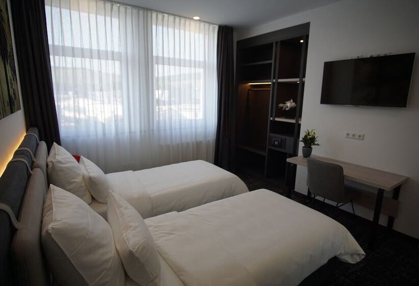 غرفة قياسية, Libarty Hotels