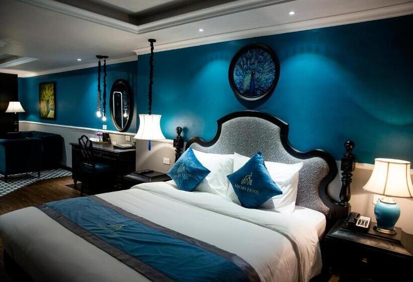 سوییت جونیور, Michi S Hotel Lao Cai