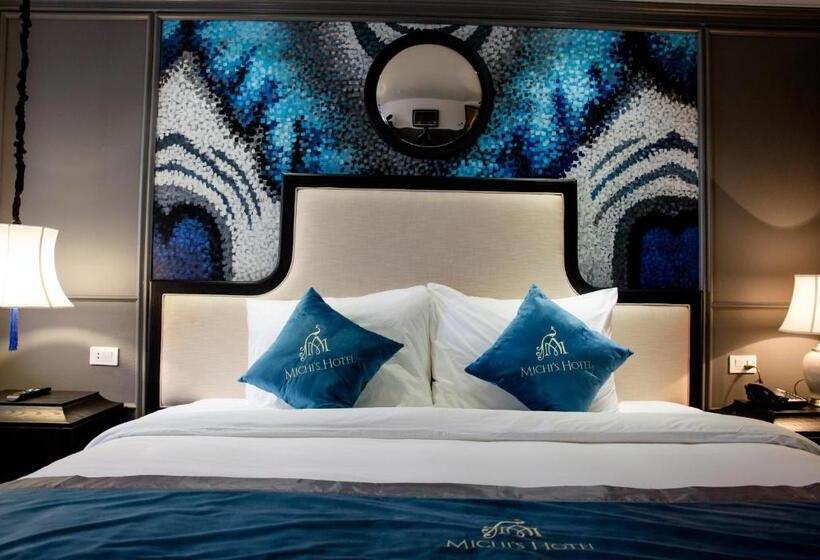سوییت جونیور, Michi S Hotel Lao Cai