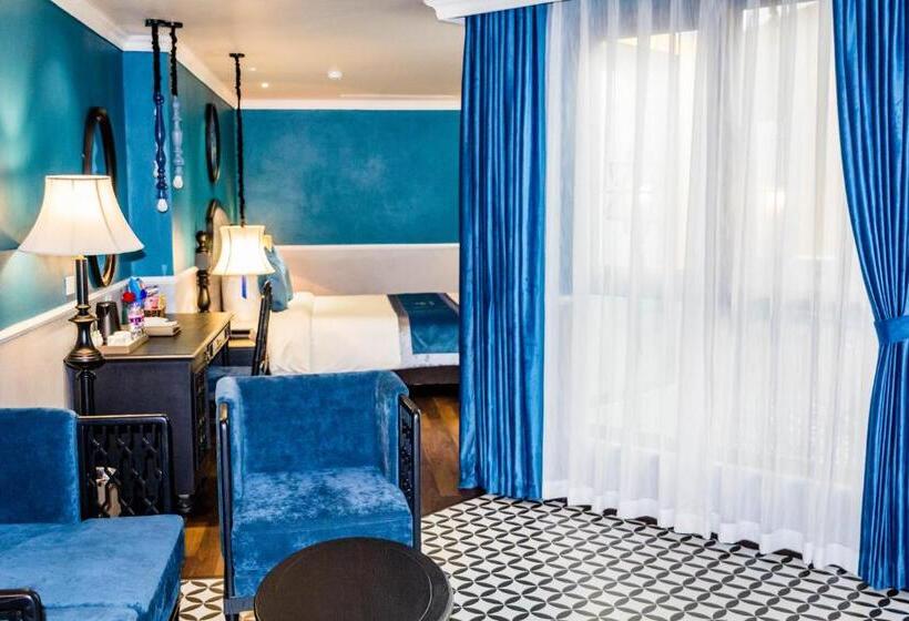 سوییت جونیور, Michi S Hotel Lao Cai