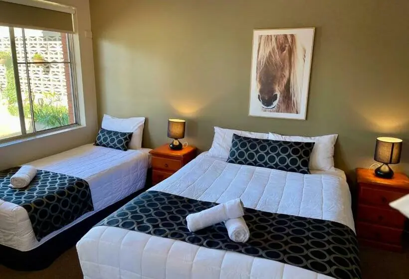 ファミリールーム, Quirindi Sunflower Motor Inn