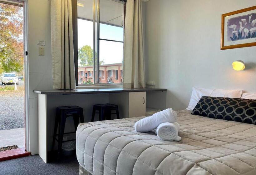 Номер Стандарт, Quirindi Sunflower Motor Inn