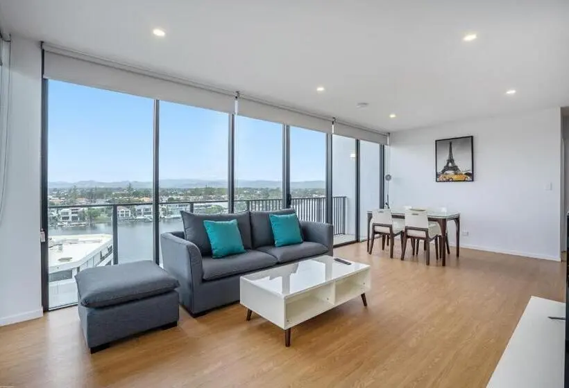 1 Bedroom Apartment River View, Peninsular Gold Coast