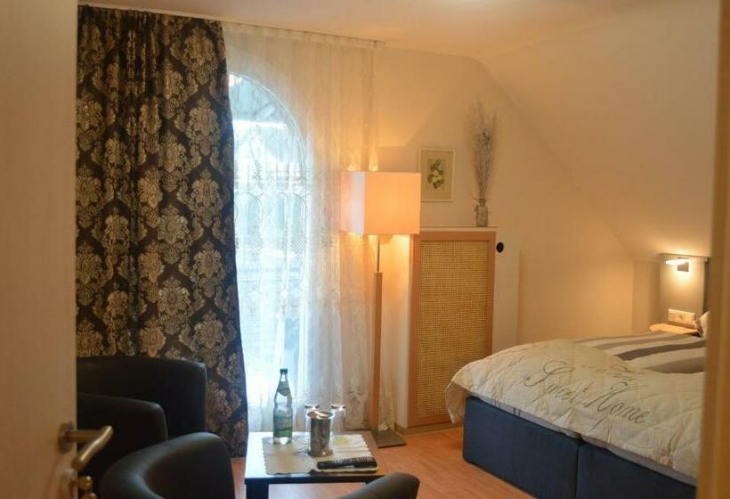 バルコニー付きスタンダードルーム, Pension Monalisa