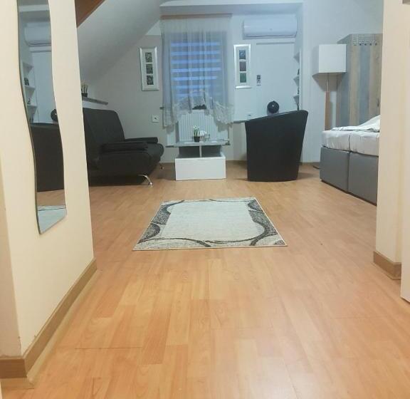 １ベッドルームアパートメント, Pension Monalisa