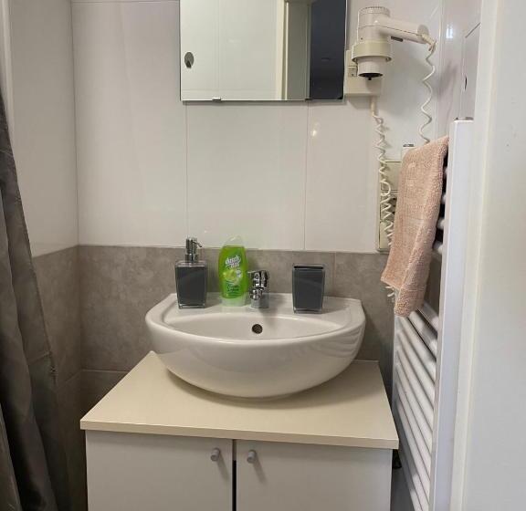 １ベッドルームアパートメント, Pension Monalisa