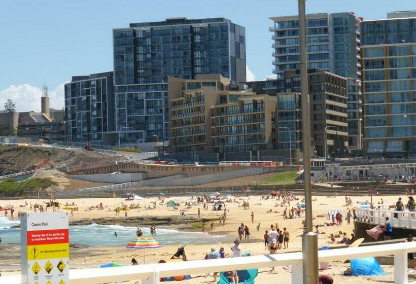 带1个卧室的带海景的公寓, Arena Luxury Beachfront Apartment