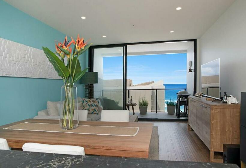 带1个卧室的带海景的公寓, Arena Luxury Beachfront Apartment