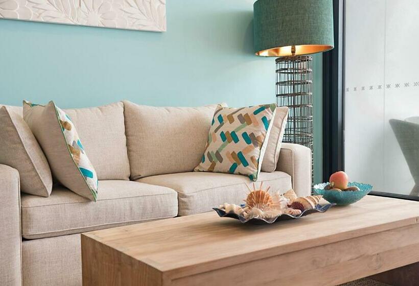 带1个卧室的带海景的公寓, Arena Luxury Beachfront Apartment