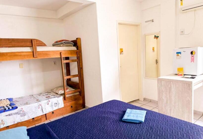 غرفة عائلية, City