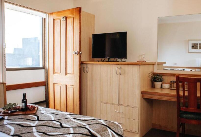 חדר סטנדרט, Astor Inn