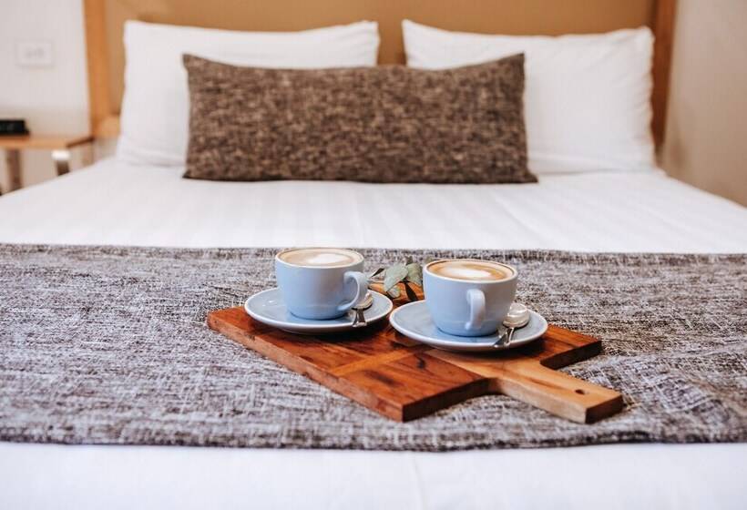 דירת אקזקיוטיב 2 חדרים, Astor Inn