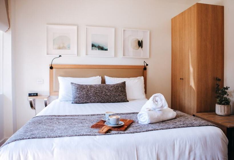 דירת אקזקיוטיב 2 חדרים, Astor Inn