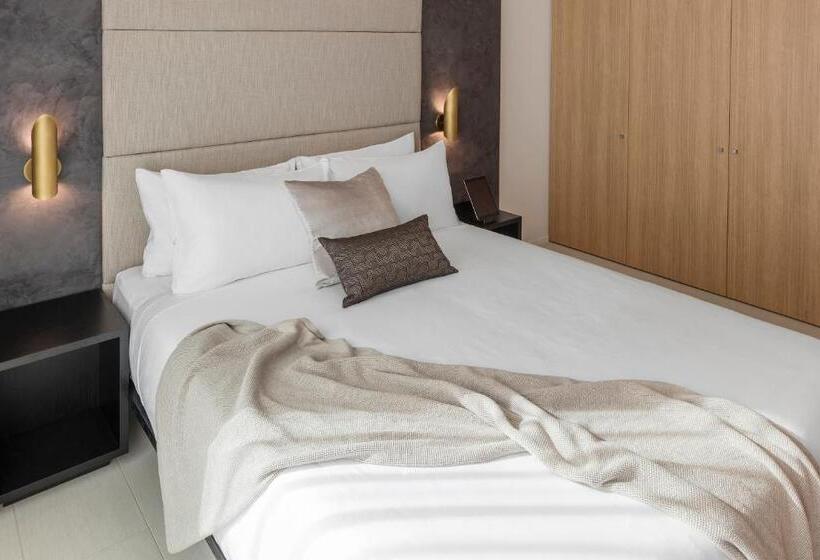 프리미엄 스위트, Skye Suites Sydney