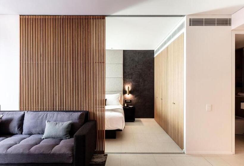 Люкс Премиум, Skye Suites Sydney