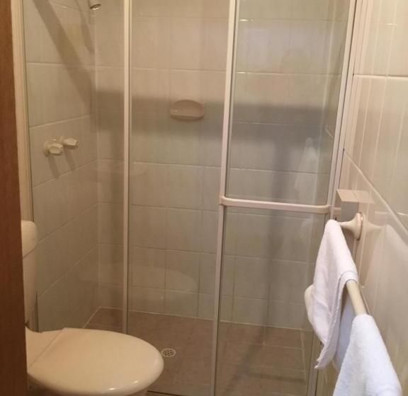 身障者適用スタンダードルーム, Truro Weighbridge Motel