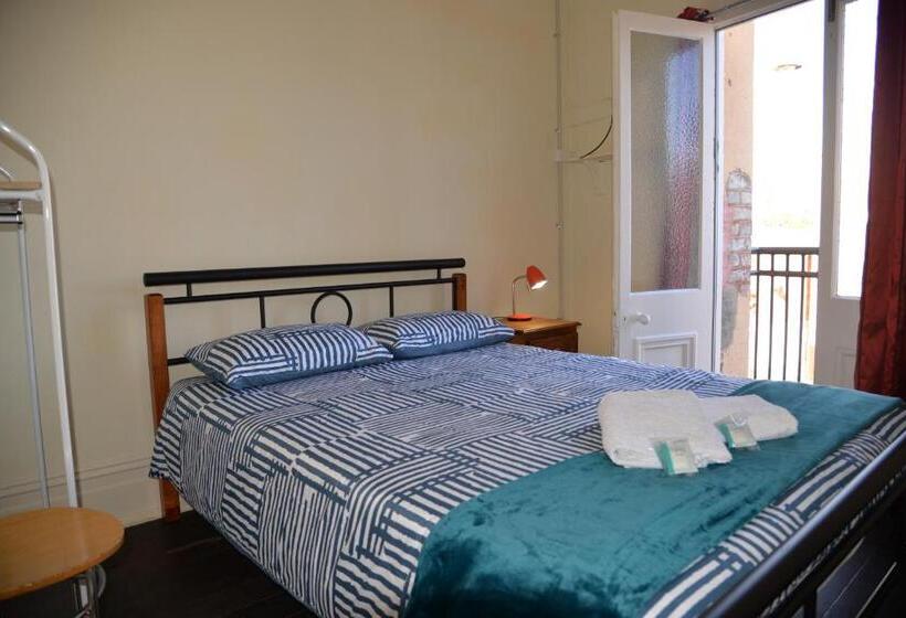 اتاق استاندارد با سرویس بهداشتی مشترک, Geraldton Backpackers