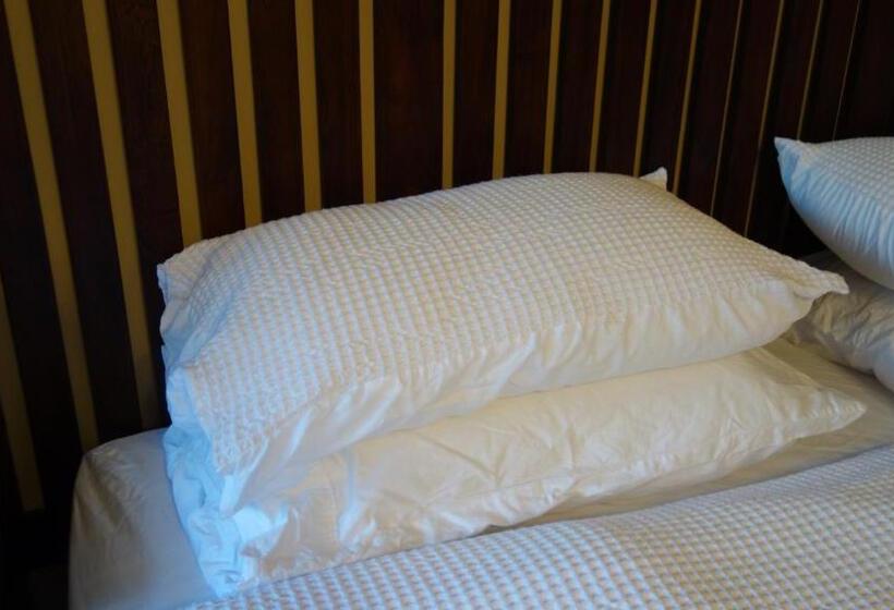 استودیوی استاندارد, Bali Studio