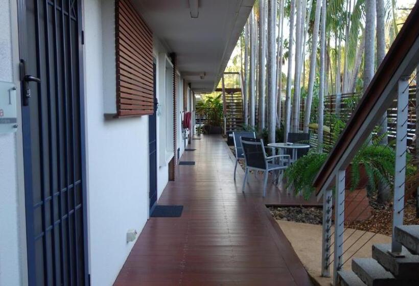 استودیوی استاندارد, Bali Studio