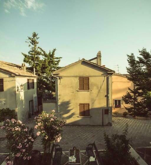 غرفة ديلوكس, La Finestra Sul Cortile