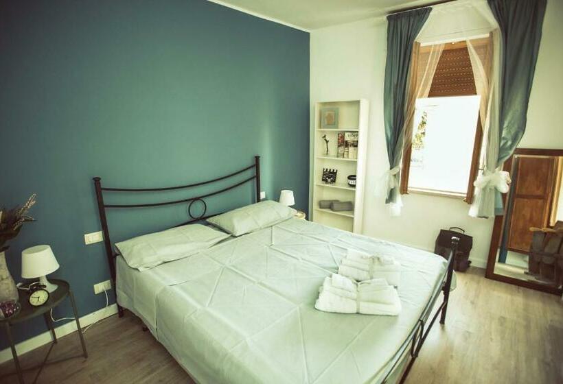 غرفة ديلوكس, La Finestra Sul Cortile