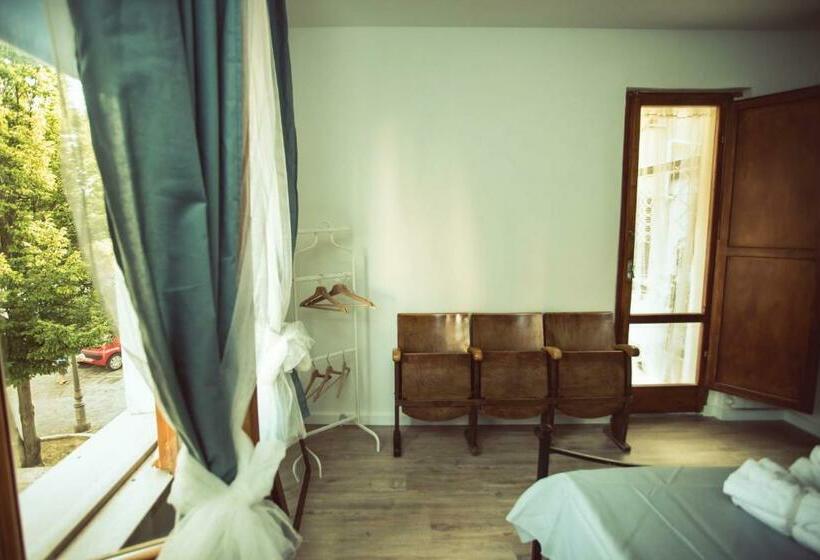 غرفة ديلوكس, La Finestra Sul Cortile