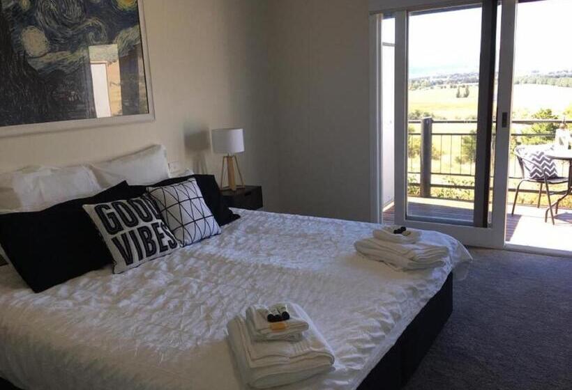 バルコニー付きスタンダードルーム, Rosewhite House