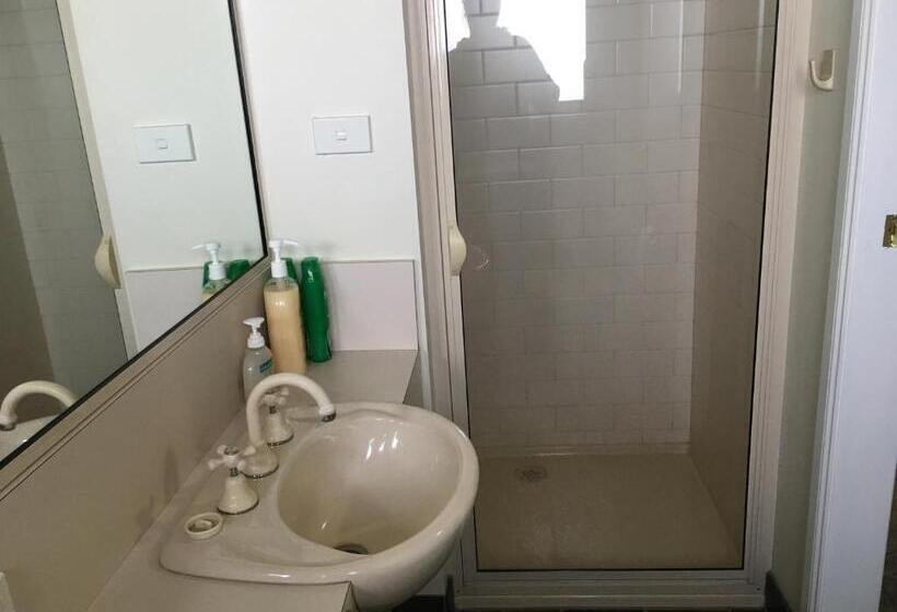 バルコニー付きスタンダードルーム, Rosewhite House