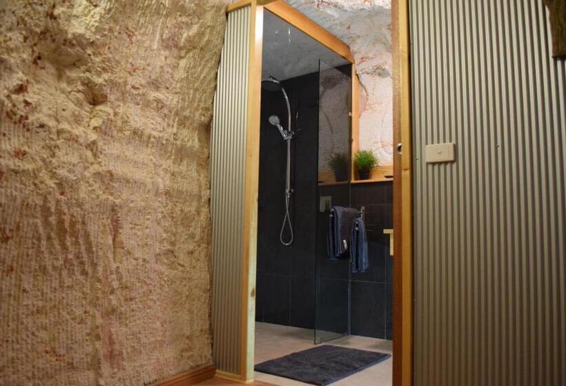 آپارتمان لوکس 1 خوابه, Dug Out B&b