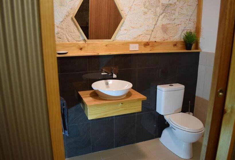 آپارتمان لوکس 1 خوابه, Dug Out B&b