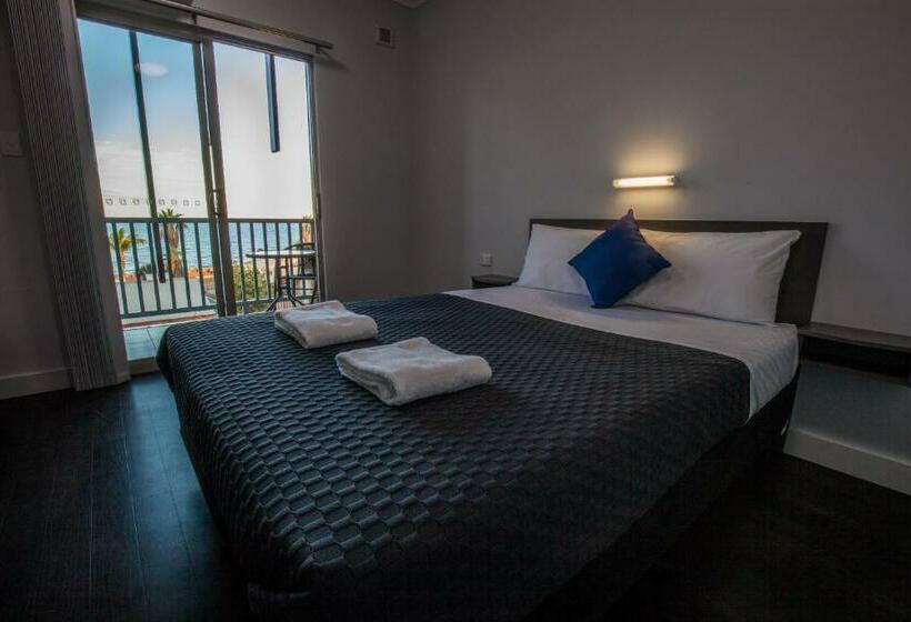 豪华海景房带阳台, Beadon Bay