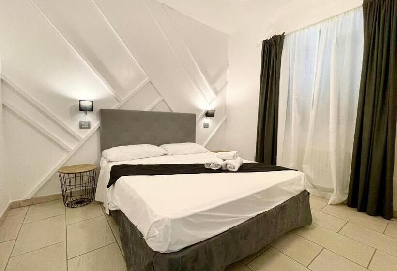 آپارتمان سوپریور 1 خوابه, Le Village Sarzana