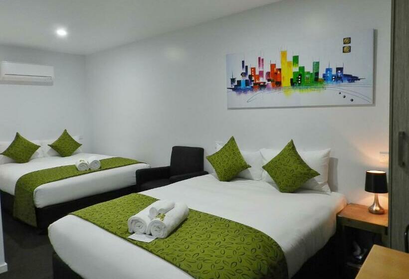 اتاق لوکس, Motel 24