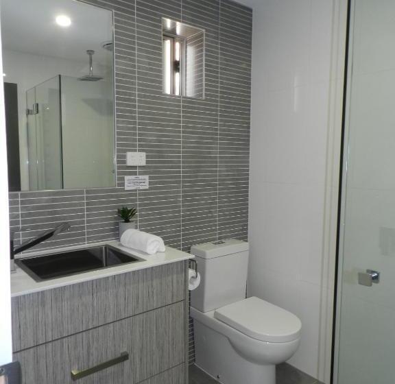 اتاق لوکس یک تخته, Motel 24