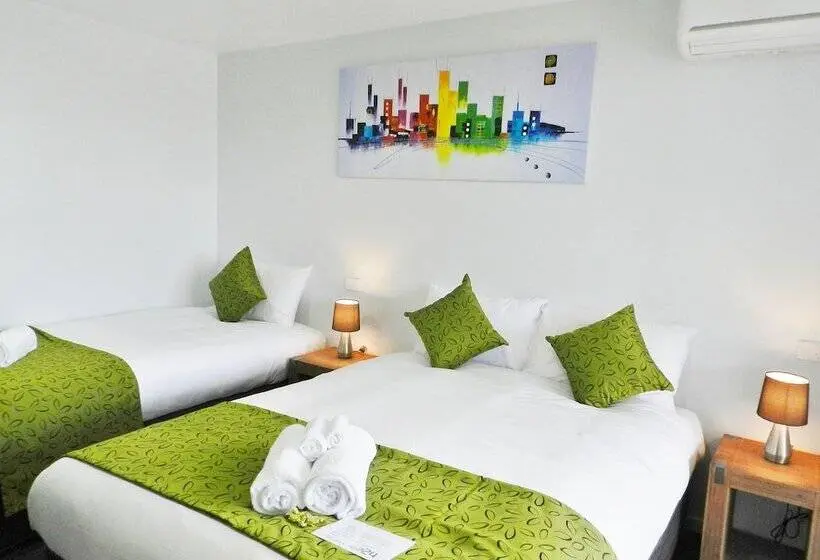 デラックスルーム, Motel 24
