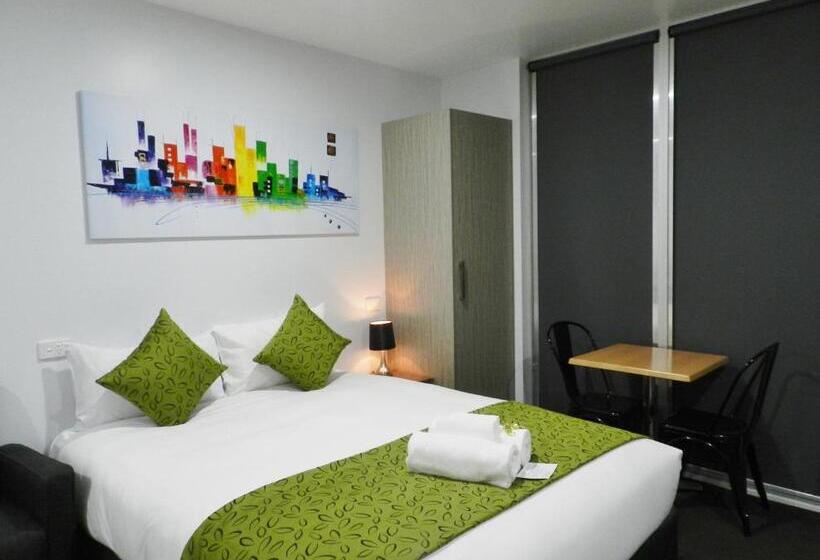 اتاق لوکس, Motel 24