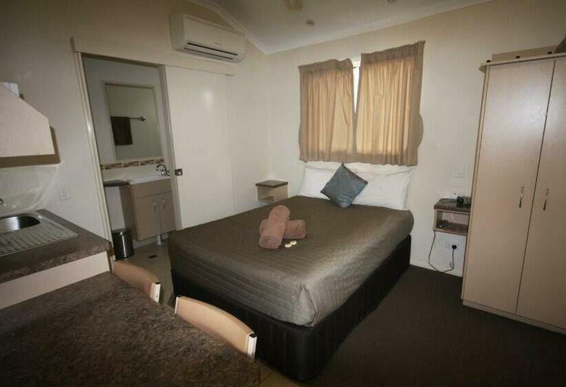 חדר אקונומי, Injune Haven