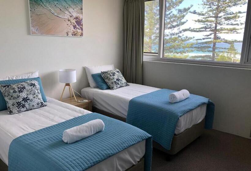 Superior 3-bedroom flat with a view, Oceania On Burleigh Beach
