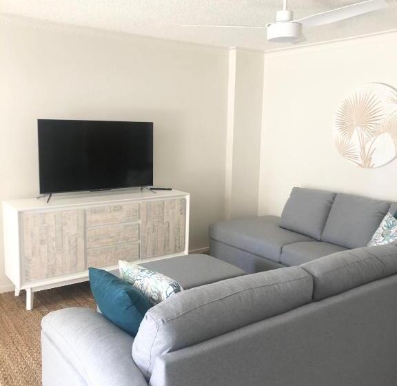 침실 2개 바다 전망 아파트, Oceania On Burleigh Beach