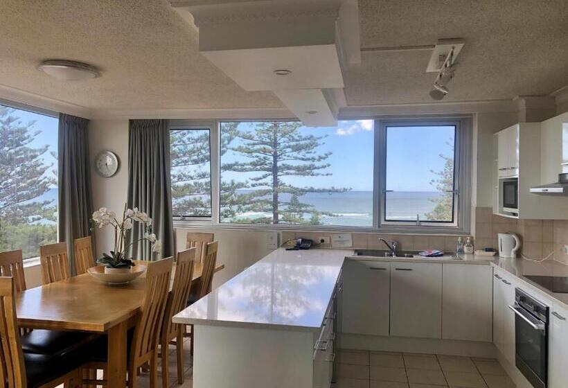 Superior 2-bedroom flat with a view, Oceania On Burleigh Beach