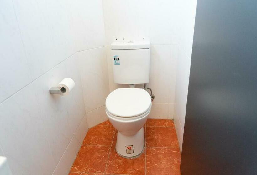 غرفة قياسية حمام مشترك, Panania Hotel Sydney