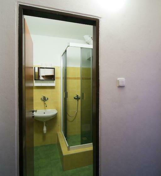 חדר סטנדרט לשלושה, Horska Chata Svetlanka