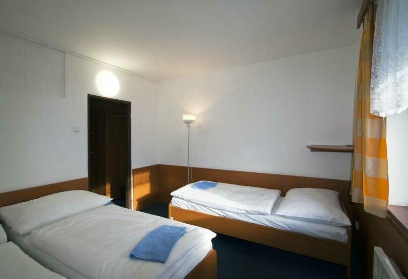 חדר סטנדרט לשלושה, Horska Chata Svetlanka