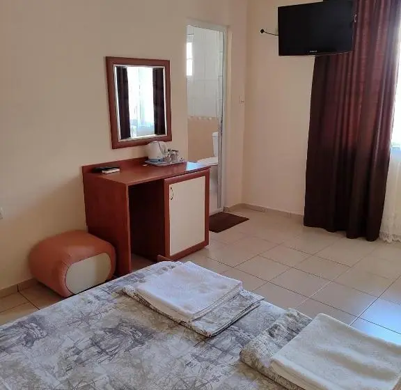 バルコニー付きスタンダードルーム, Milchevi Guesthouse