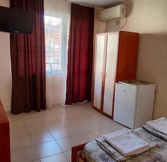 اتاق استاندارد با بالکن, Milchevi Guesthouse