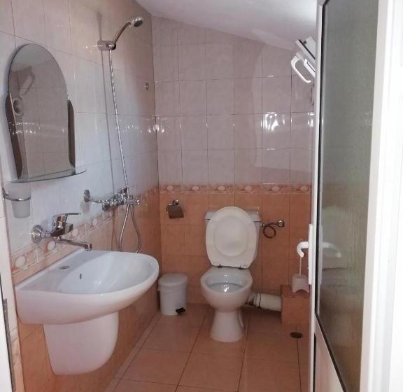 Triple Room Sea View, Milchevi Guesthouse