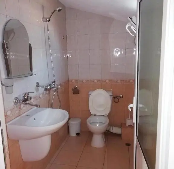 Triple Room Sea View, Milchevi Guesthouse