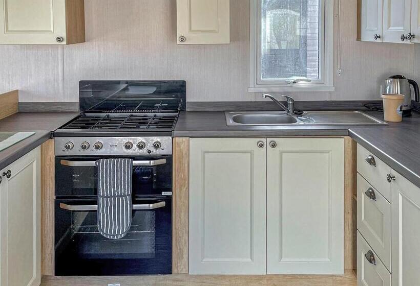 １ベッドルームハウス, Ladram Bay Holiday Park