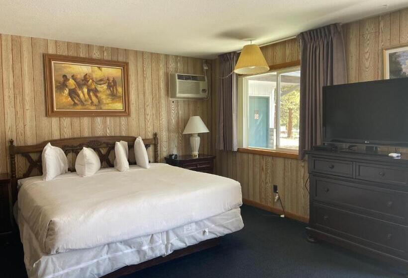 带大床的豪华间, Saddle & Surrey Motel