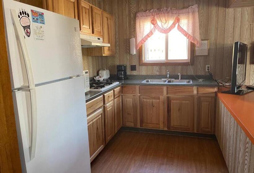 豪华房间, Saddle & Surrey Motel